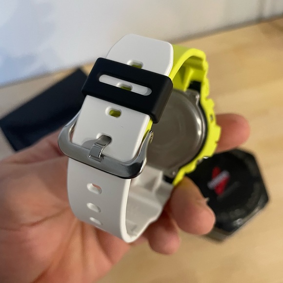 (Brand New) Genuine Casio G-Shock Watch - Picture 2 of 7